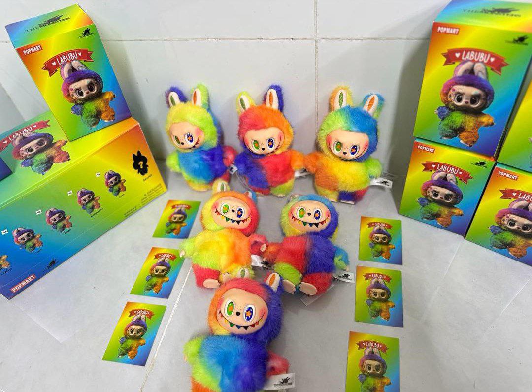 لبوبو رنگین کمان